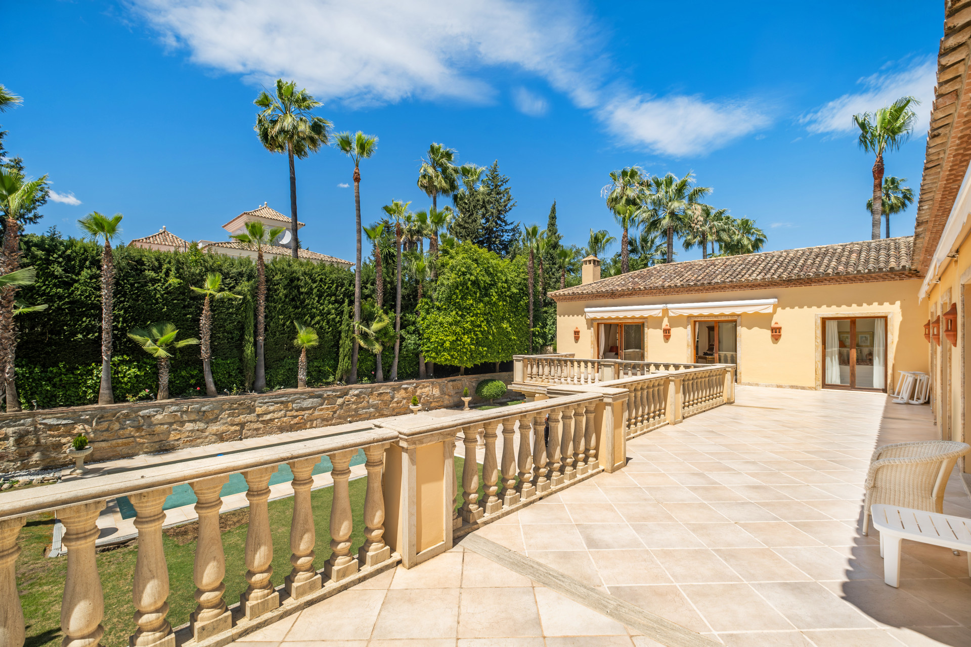 Image 31: detached villa For sale, Nueva Andalucía, €3,495,000 [HFM-CL10002]