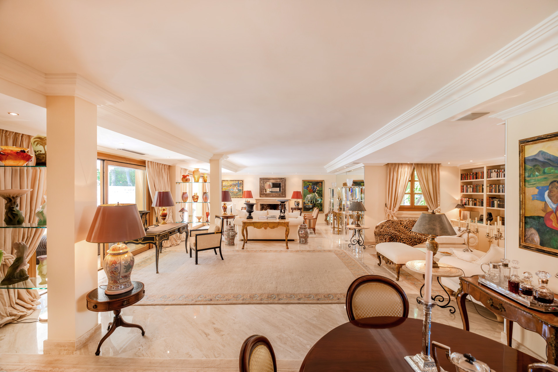 Image 31: detached villa For sale, Nueva Andalucía, €3,495,000 [HFM-CL10002]