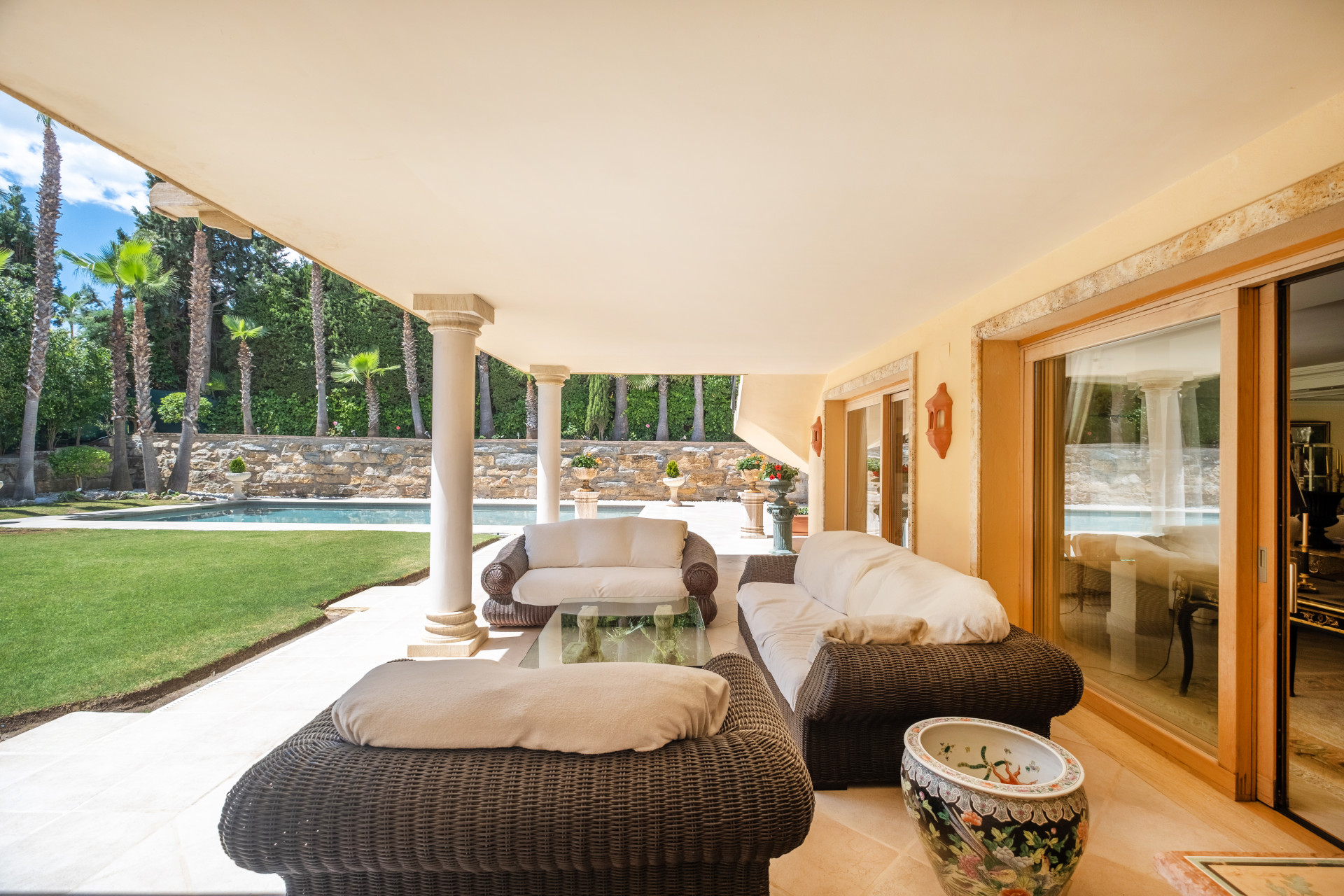 Image 31: detached villa For sale, Nueva Andalucía, €3,495,000 [HFM-CL10002]