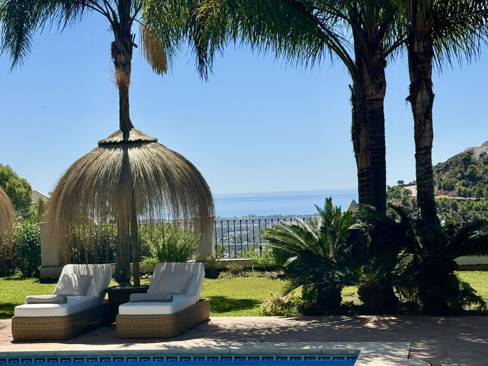 Image 39: detached villa For sale, Benahavís, €4,500,000 [HFM-C40172]