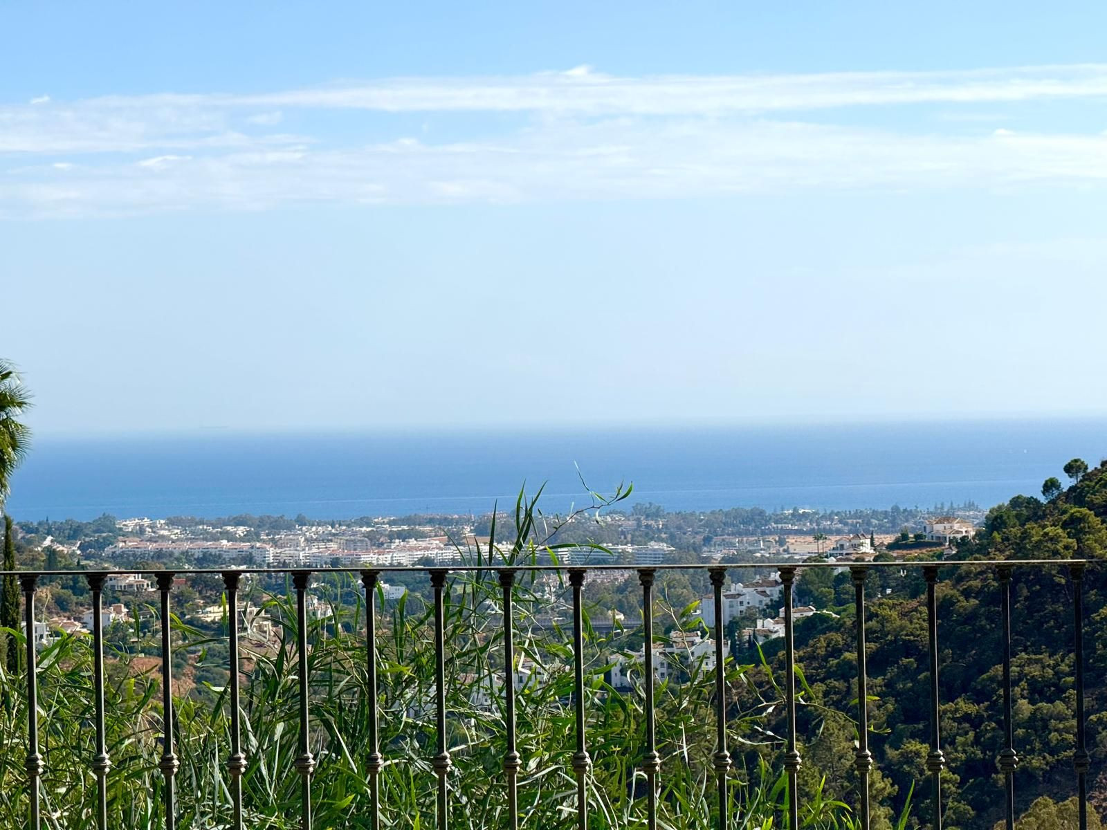 Image 39: detached villa For sale, Benahavís, €4,500,000 [HFM-C40172]