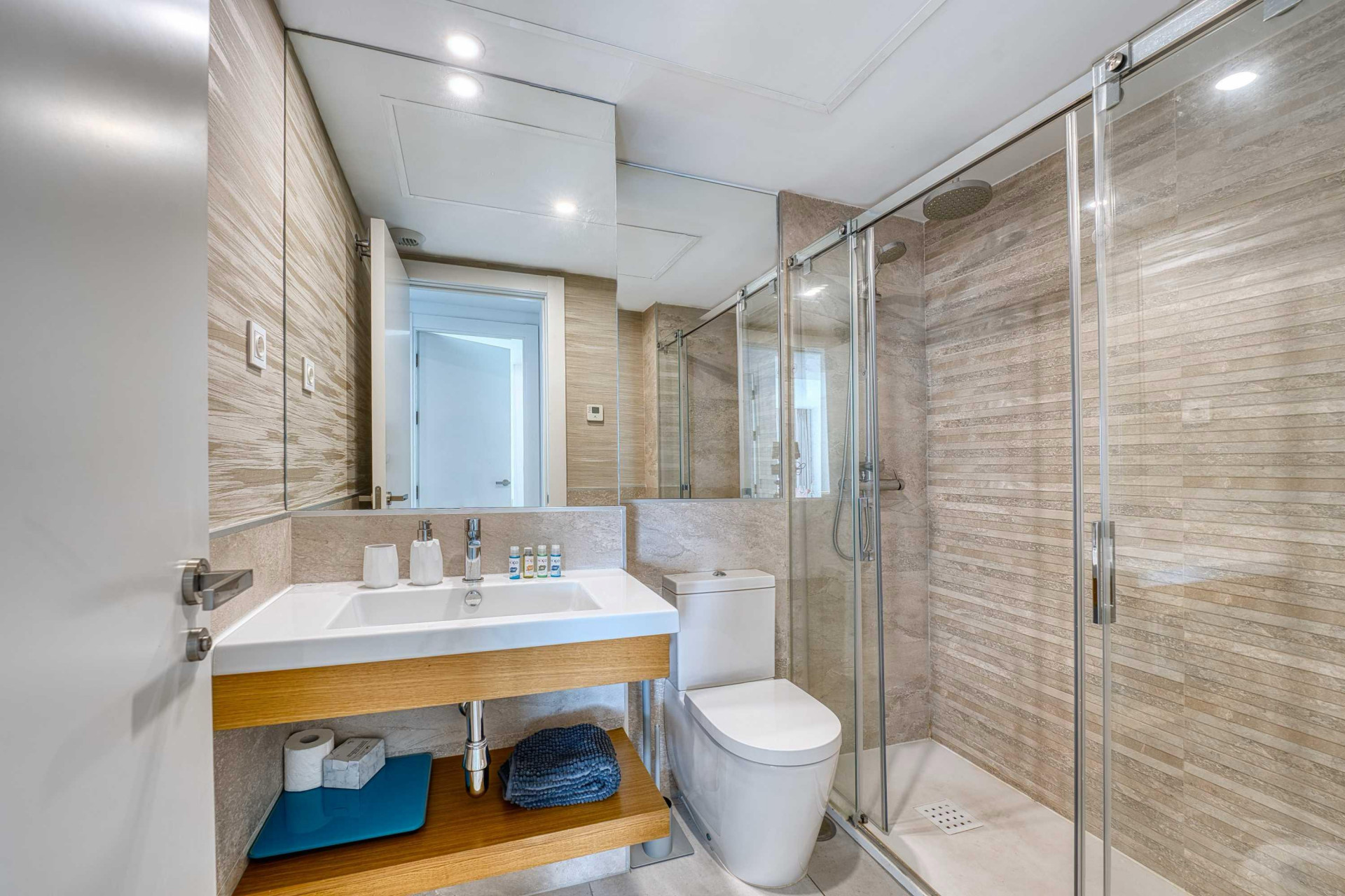 Image {index}: Apartment For sale, Marbella, €319,000 [HFM-CL10057]