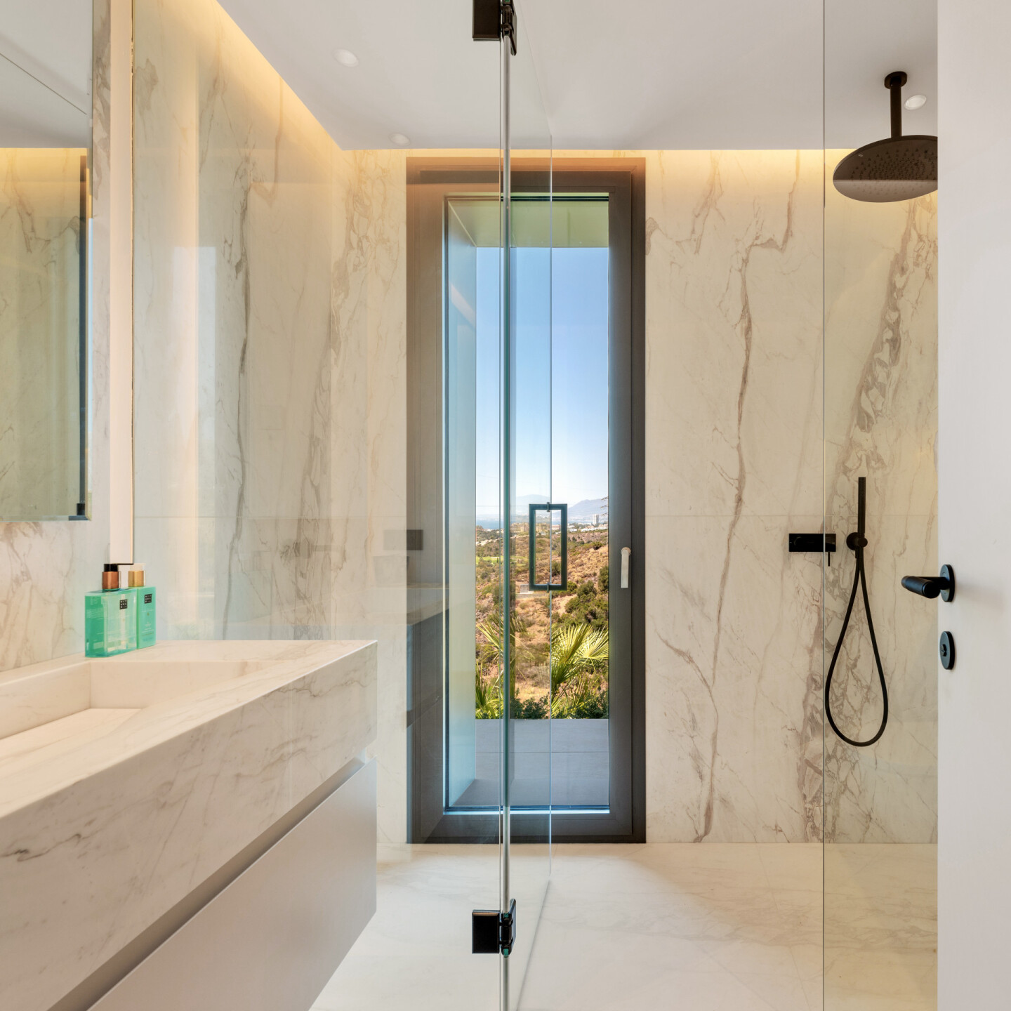 Image 23: detached villa For sale, Marbella, €6,500,000 [HFM-C40174]