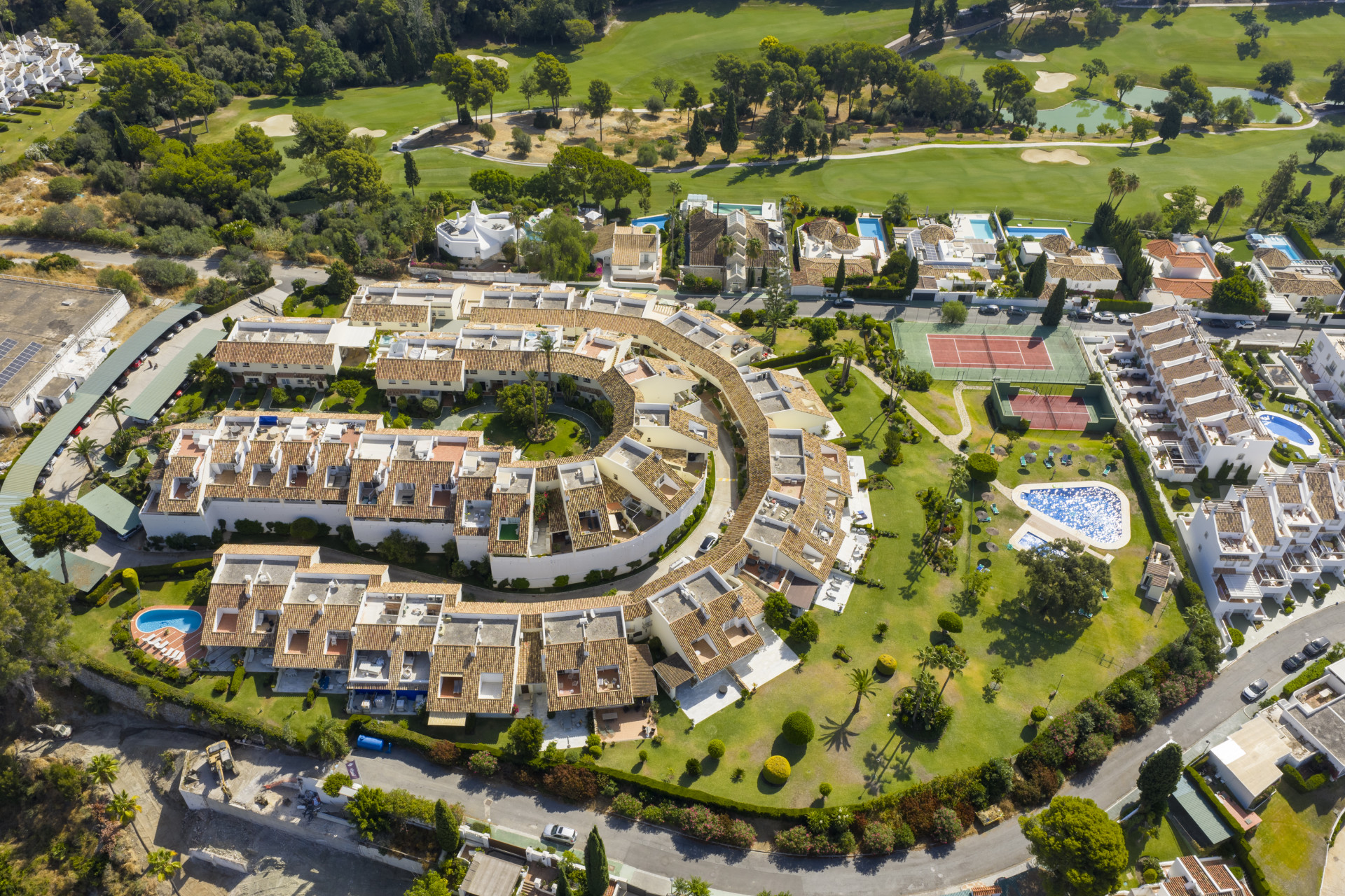 Image 22: townhouse For sale, Nueva Andalucía, €1,795,000 [HFM-C40165]