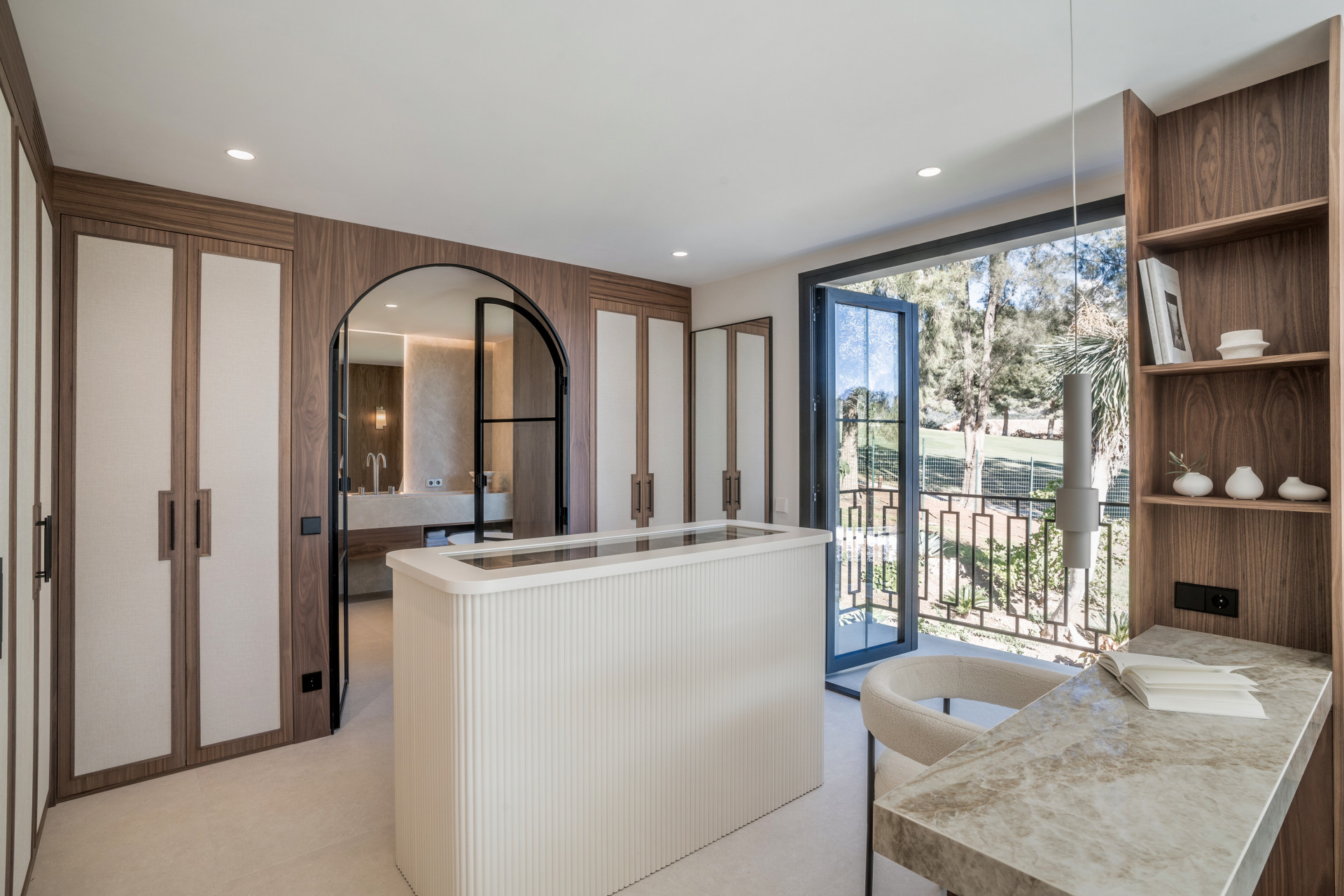 Image 32: pareada For sale, Nueva Andalucía, €2,595,000 [HFM-C40166]