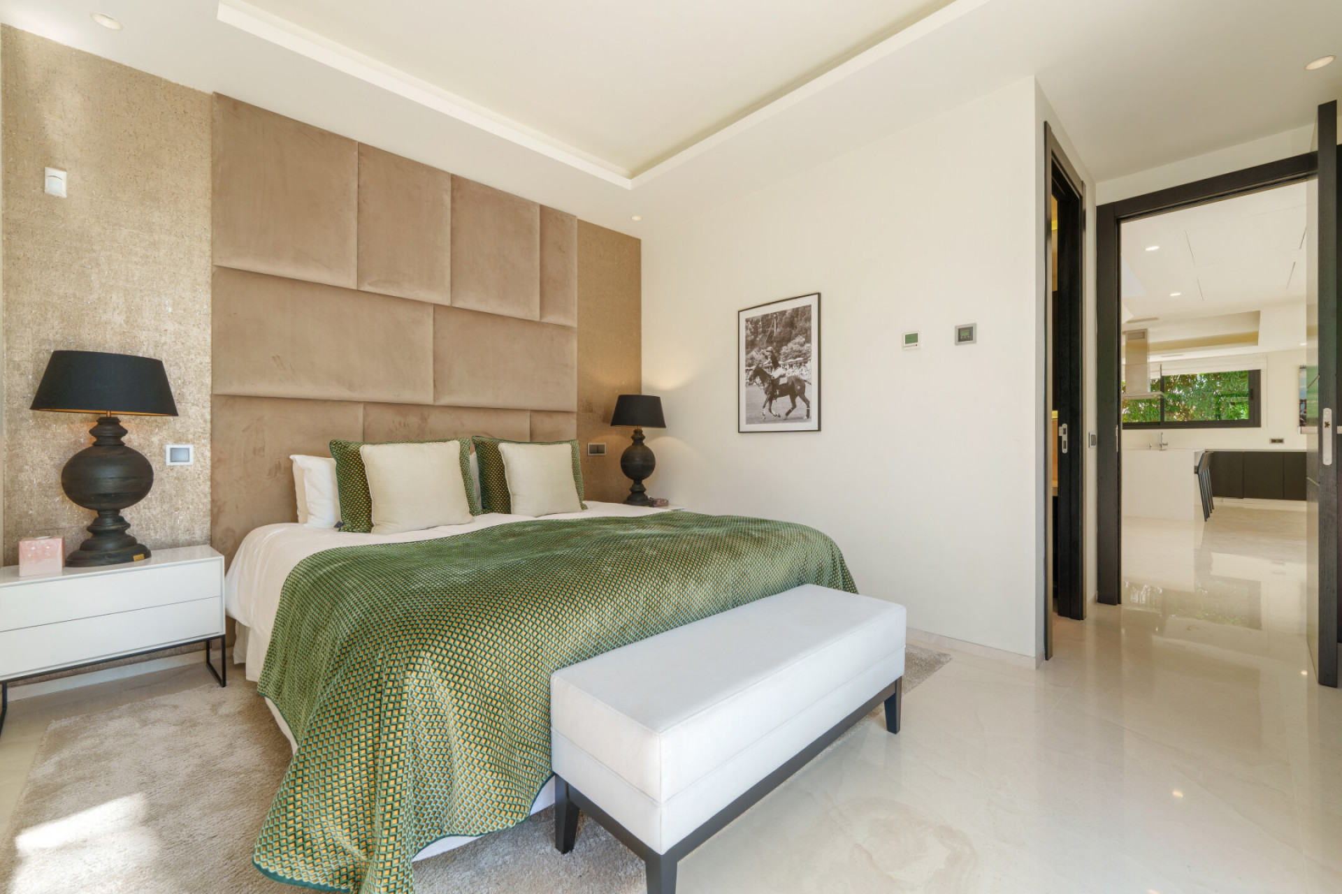 Image 35: detached villa For sale, Nueva Andalucía, €4,290,000 [HFM-C40163]