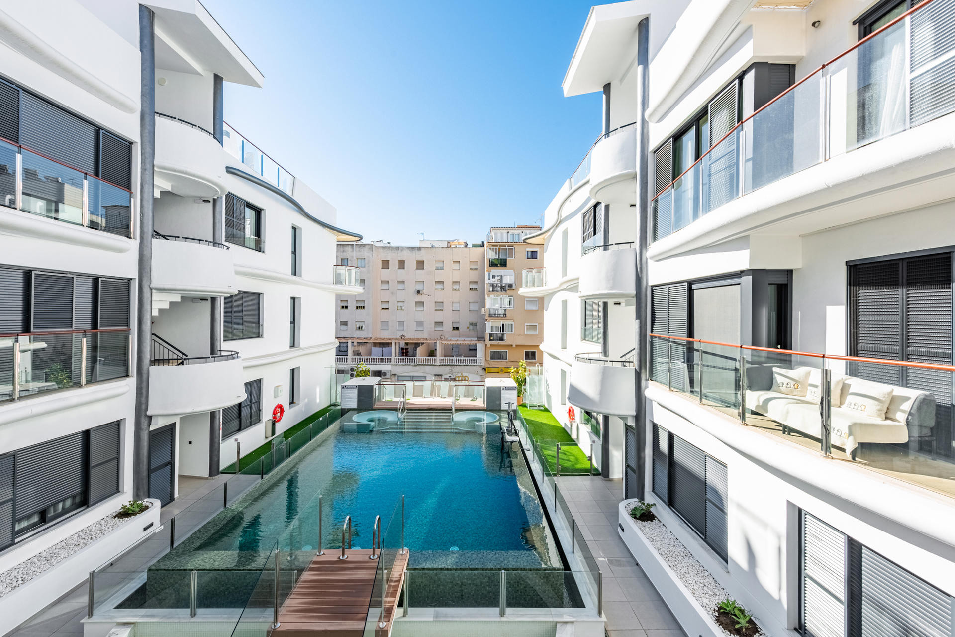 Image 32: apartment For sale, Estepona, €799,000 [HFM-D20006]