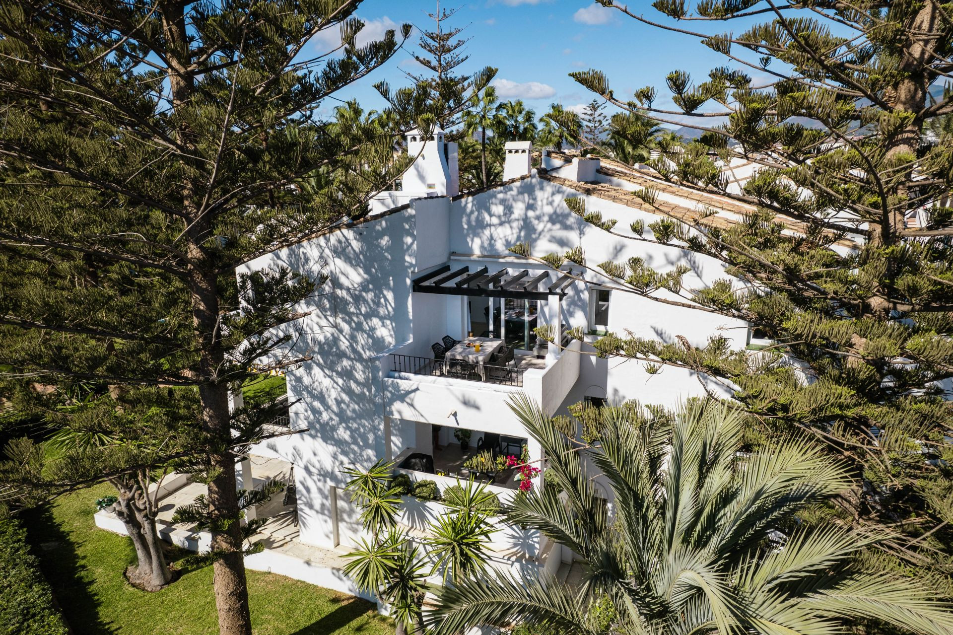 Image 27: penthouse duplex For sale, San Pedro de Alcántara, €2,795,000 [HFM-C40183]