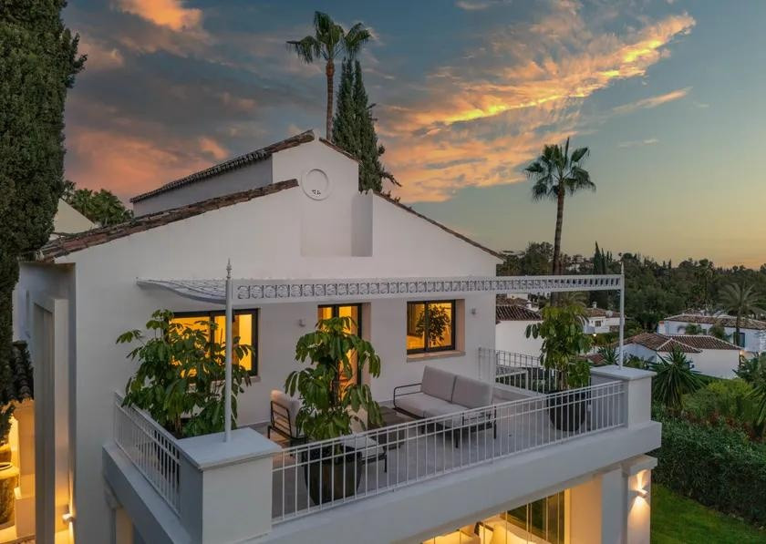 Image 38: villa - chalet For sale, Nueva Andalucía, €2,795,000 [HFM-CL10183]