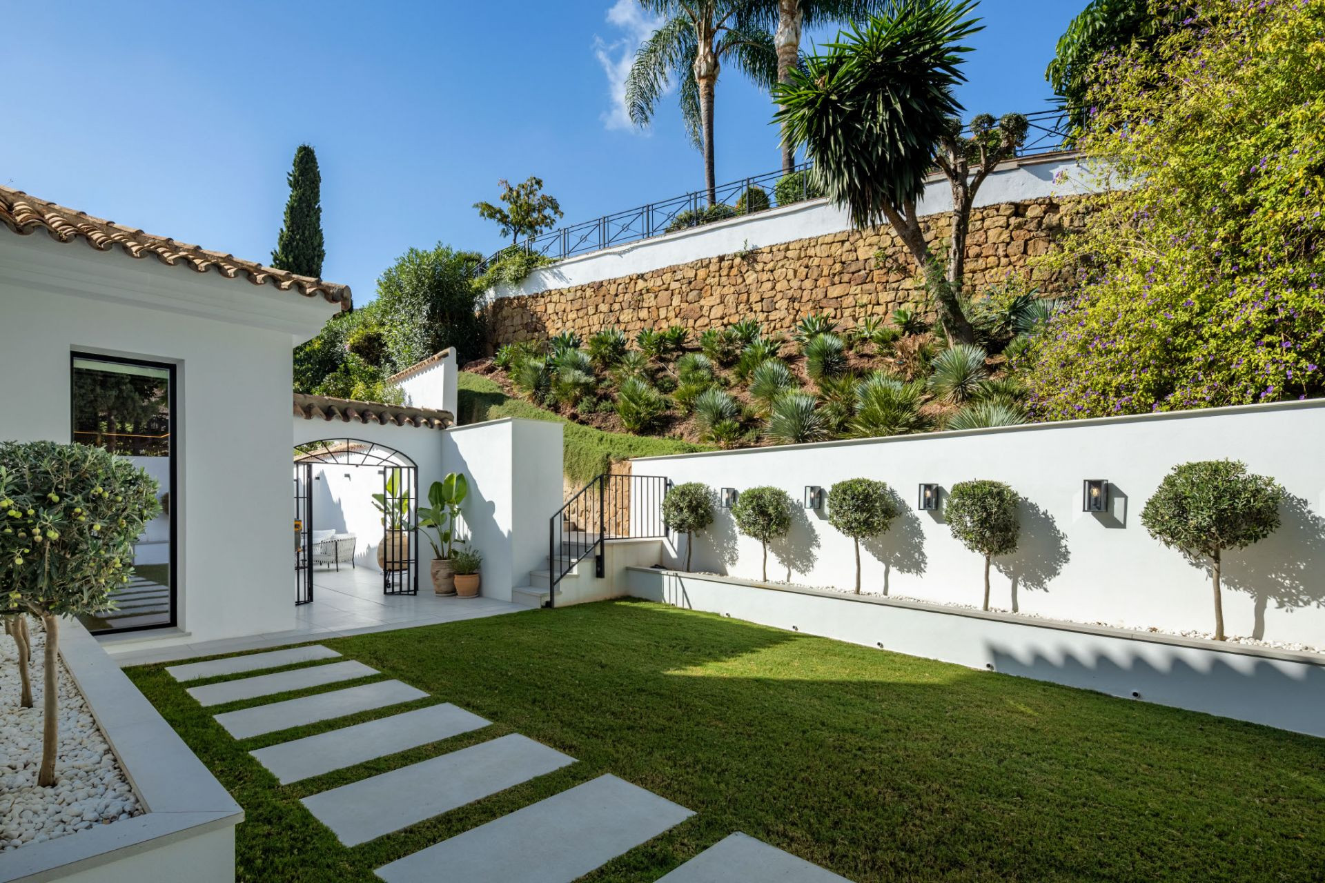 Image 41: detached villa For sale, Benahavís, €6,195,000 [HFM-C40179]