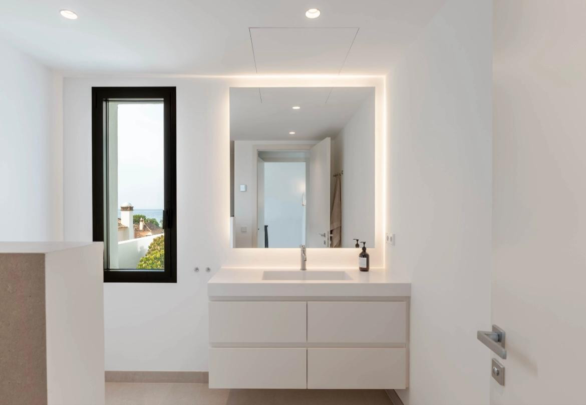 Image 57: detached villa For sale, Marbella, €3,295,000 [HFM-C40193]