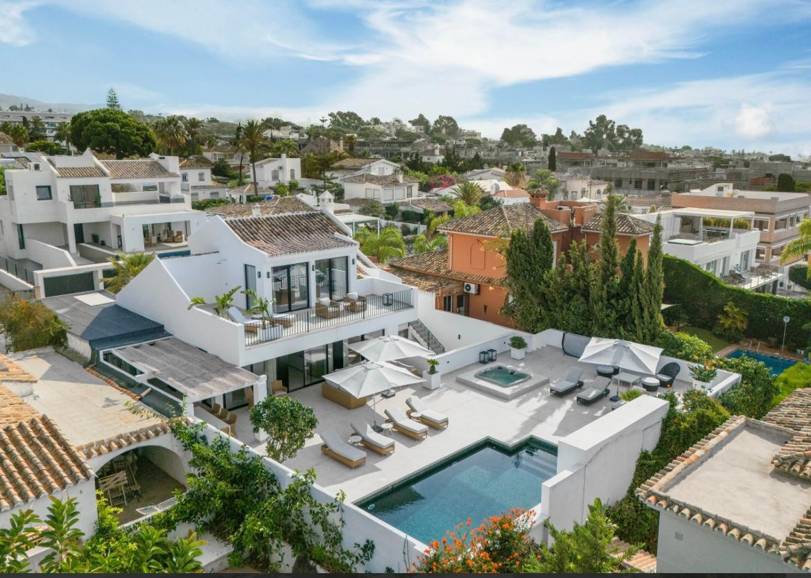 Image 57: detached villa For sale, Marbella, €3,295,000 [HFM-C40193]