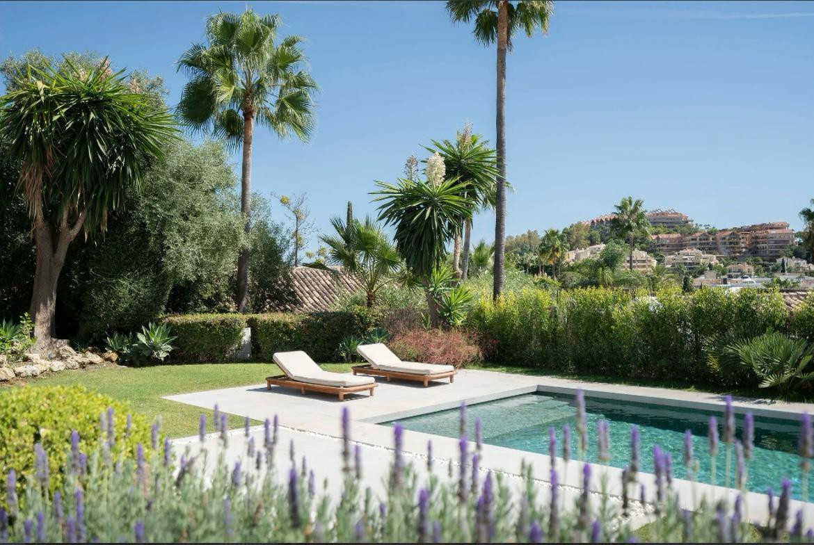 Image 30: detached villa For sale, Nueva Andalucía, €4,695,000 [HFM-C40194]