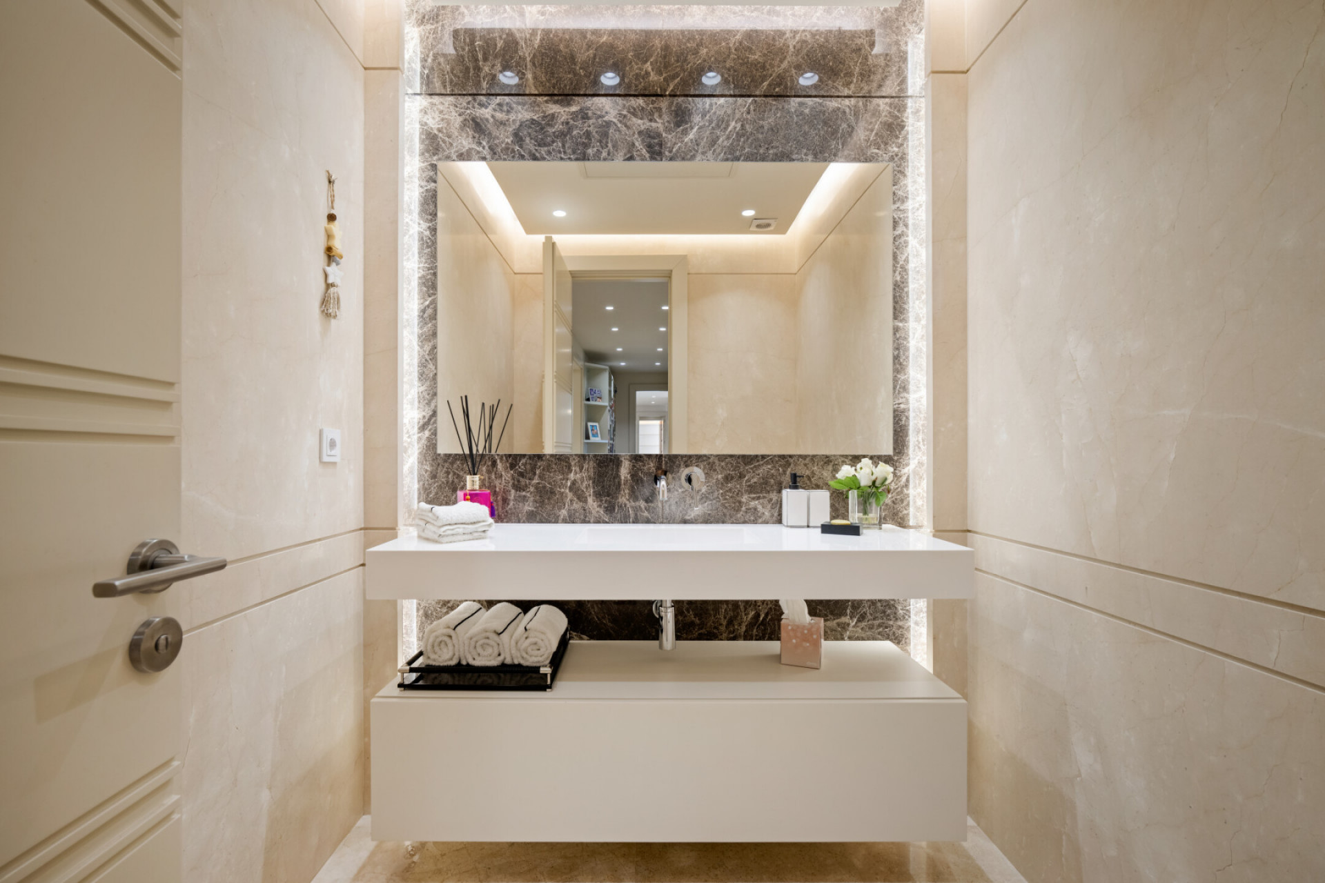 Image 40: apartment For sale, The Golden Mile, €5,425,000 [HFM-C40190]