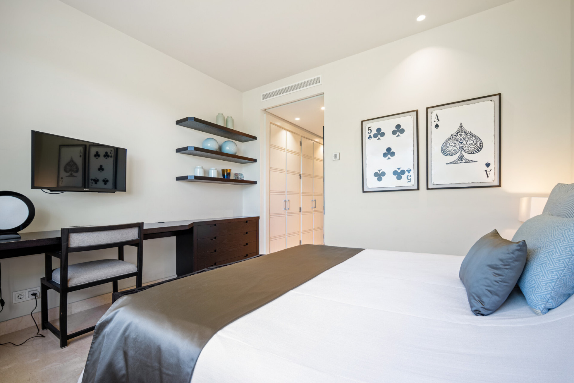 Image 40: apartment For sale, The Golden Mile, €5,425,000 [HFM-C40190]