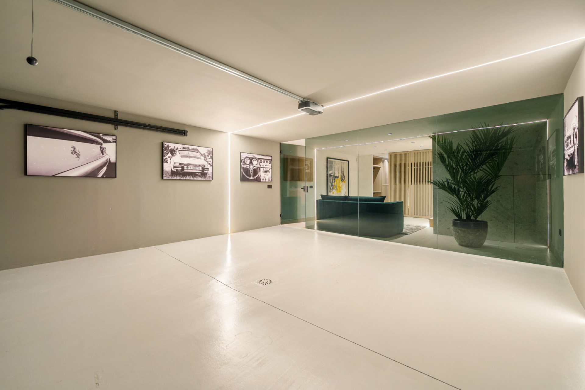 Image 50: townhouse For sale, The Golden Mile, €2,150,000 [HFM-C40191]