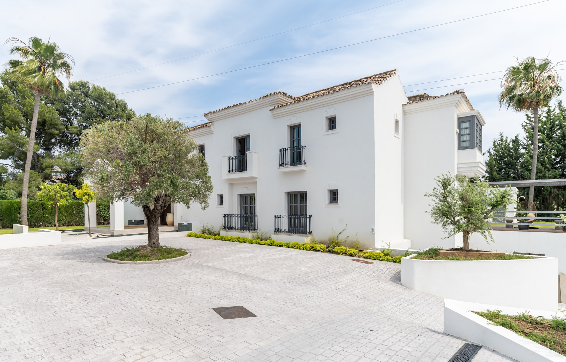 Image 55: detached villa For sale, Estepona, €3,495,000 [HFM-C40185]