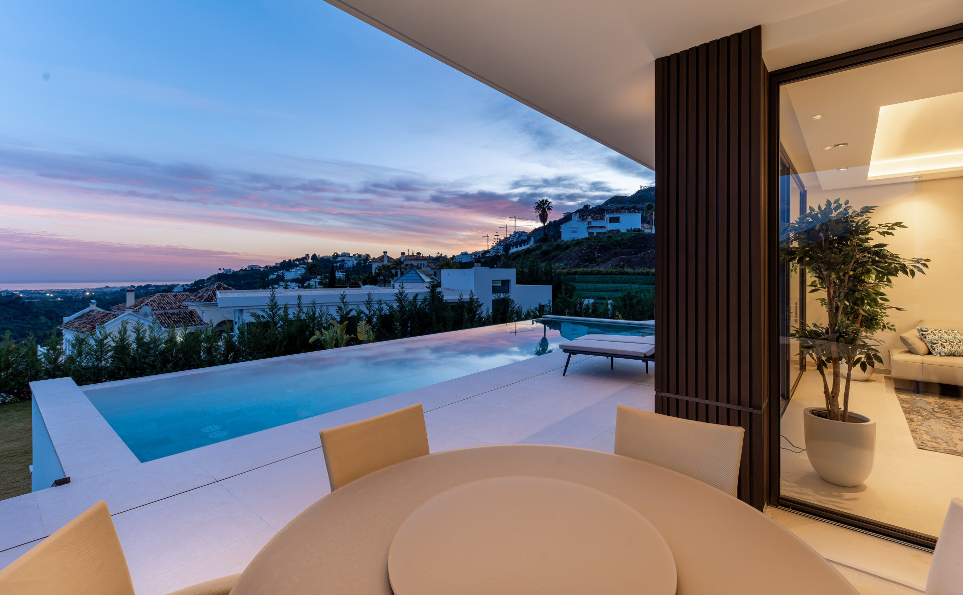 Image 47: detached villa For sale, Benahavís, €4,695,000 [HFM-C40188]