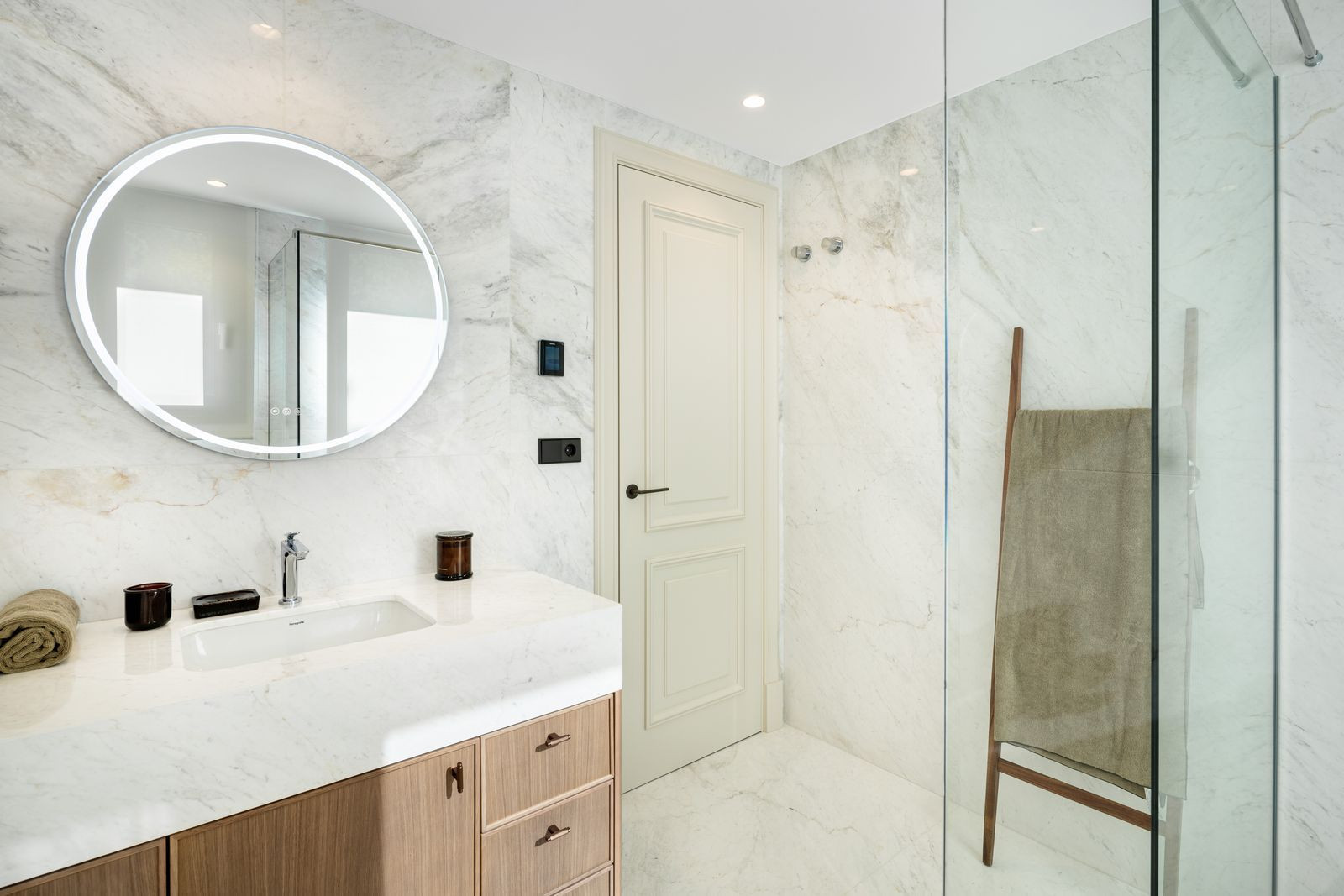 Image 36: detached villa For sale, Marbella, €3,195,000 [HFM-CL10190]