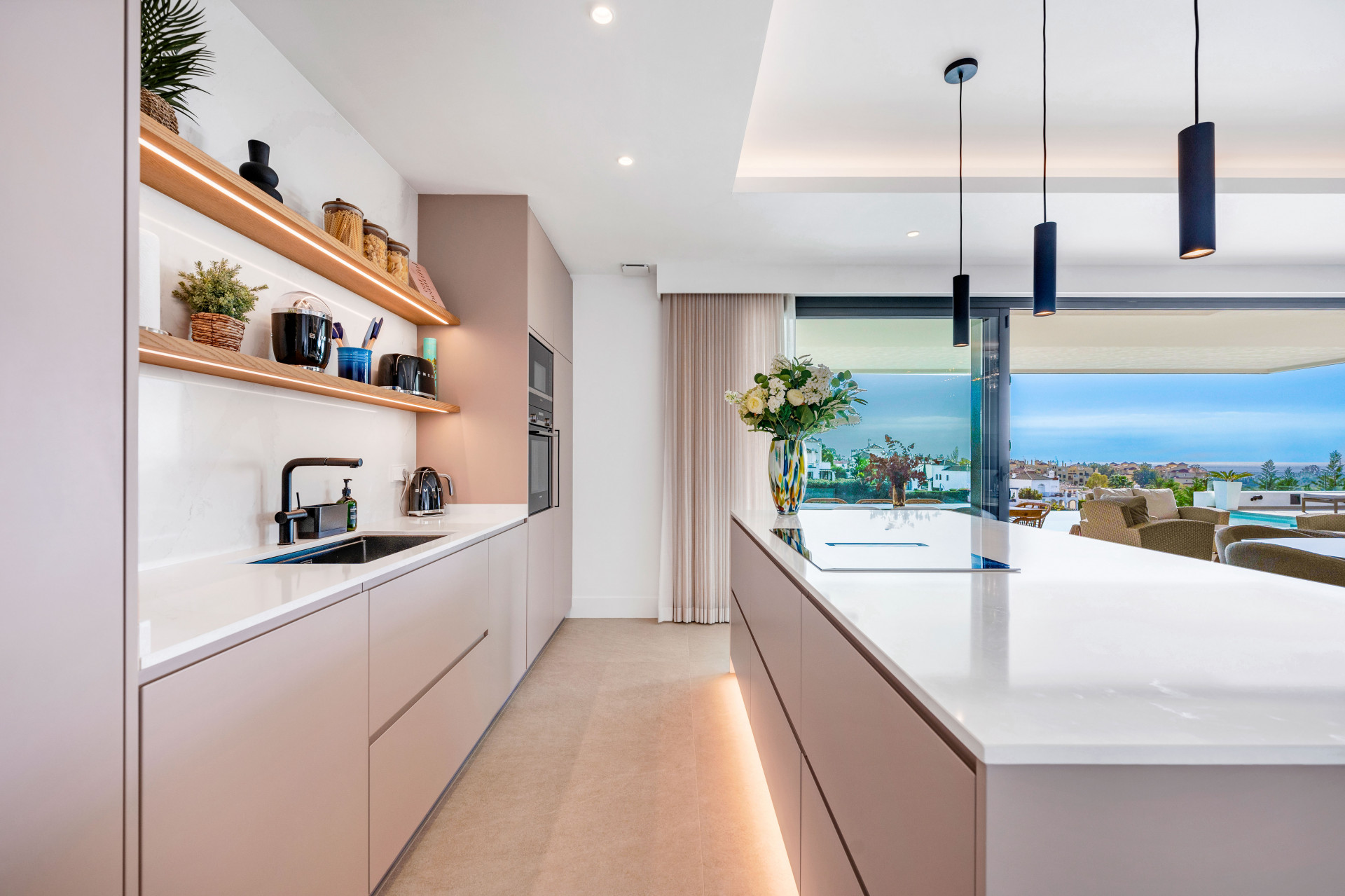 Image 41: detached villa For sale, Estepona, €5,450,000 [HFM-CL10191]