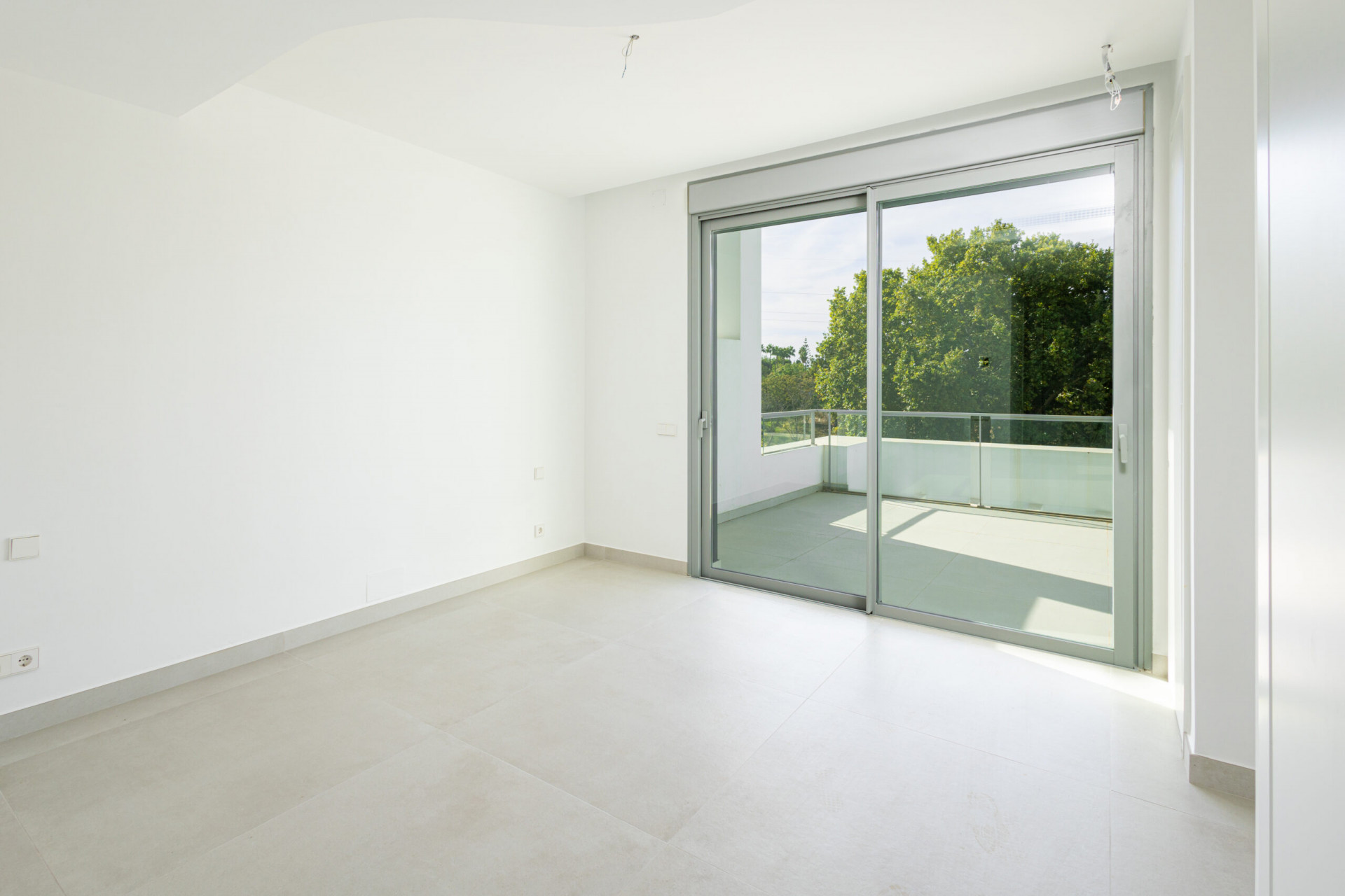 Image 27: semi-detached house For sale, San Pedro de Alcántara, €1,100,000 [HFM-C40230]