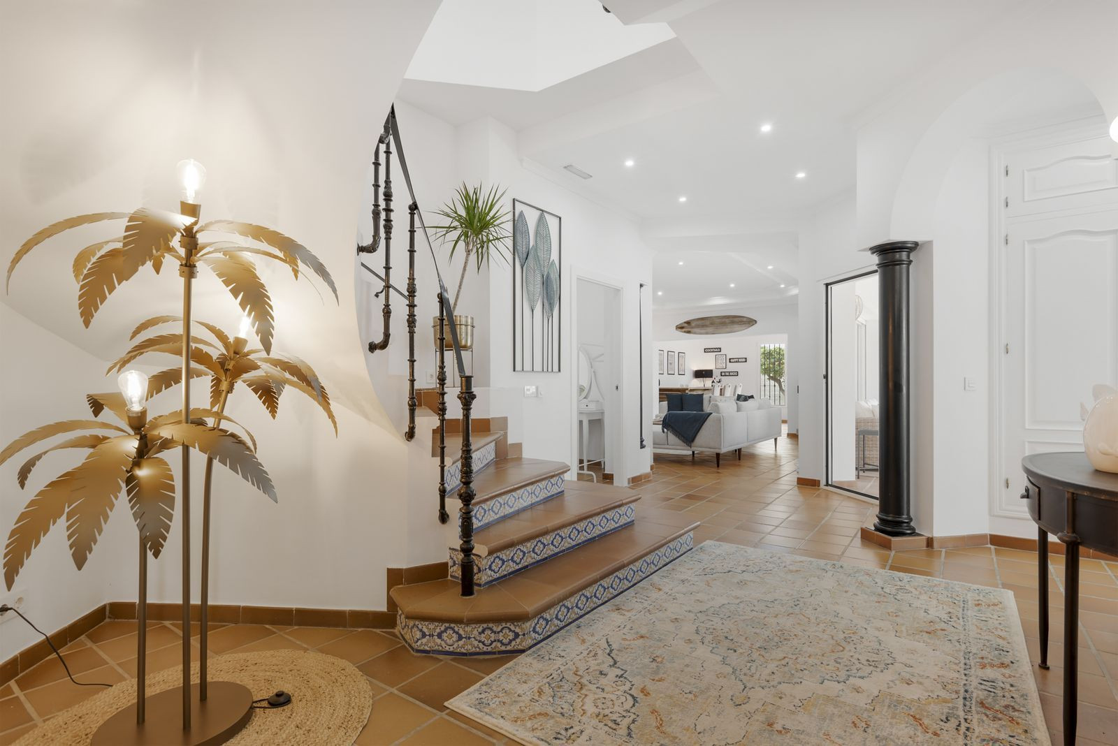 Image 44: detached villa For sale, Marbella, €2,350,000 [HFM-CL10192]