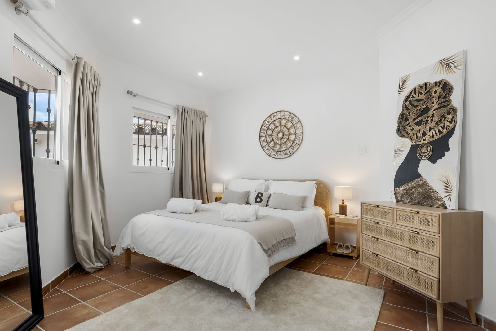 Image 44: detached villa For sale, Marbella, €2,350,000 [HFM-CL10192]