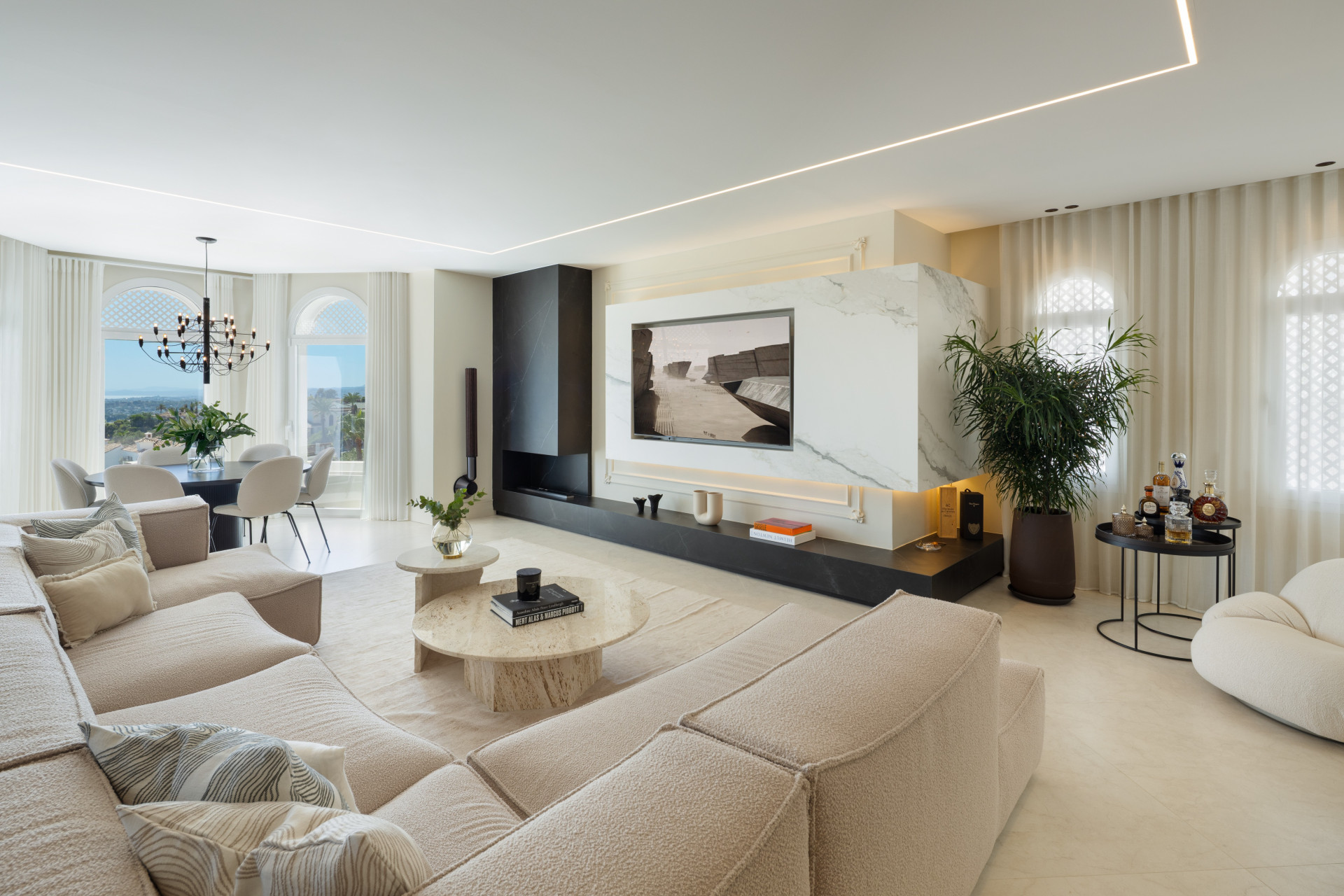 Image {index}: Penthouse Duplex For sale, The Golden Mile, €2,995,000 [HFM-C40231]