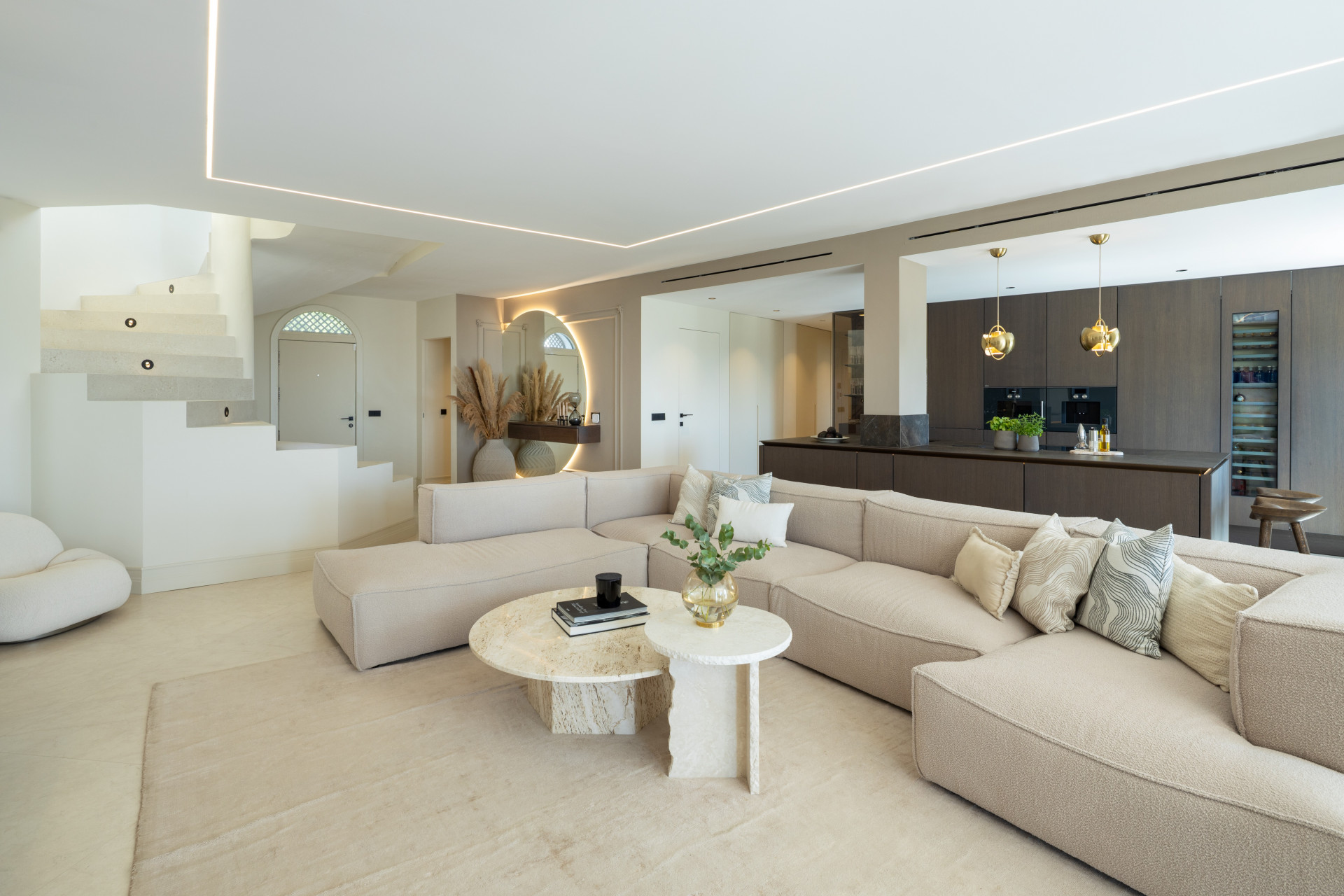 Image {index}: Penthouse Duplex For sale, The Golden Mile, €2,995,000 [HFM-C40231]