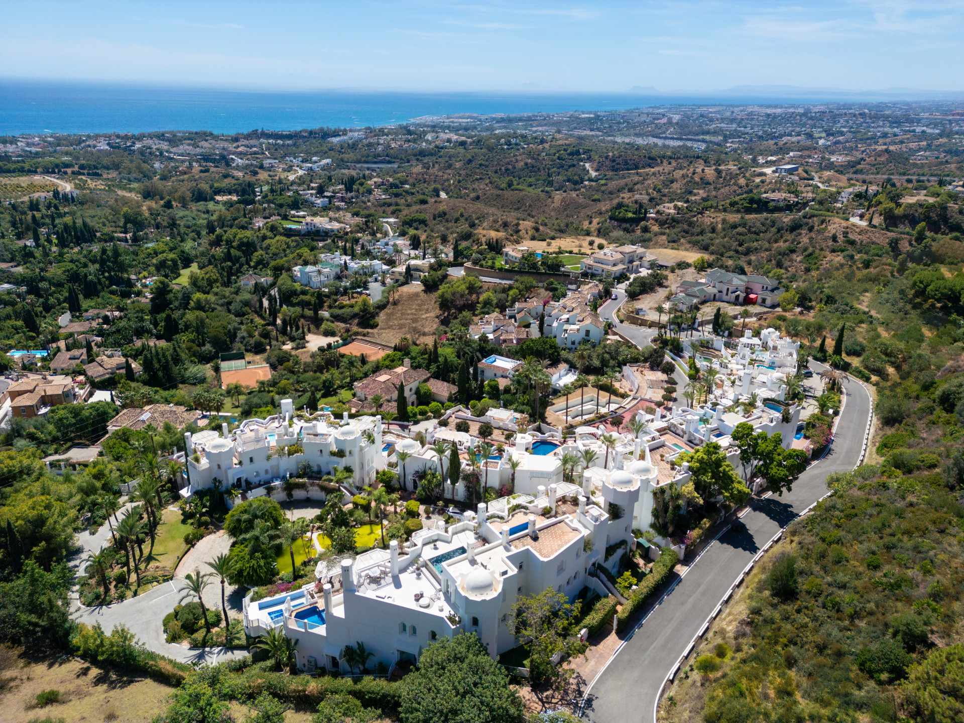 Image {index}: Penthouse Duplex For sale, The Golden Mile, €2,995,000 [HFM-C40231]