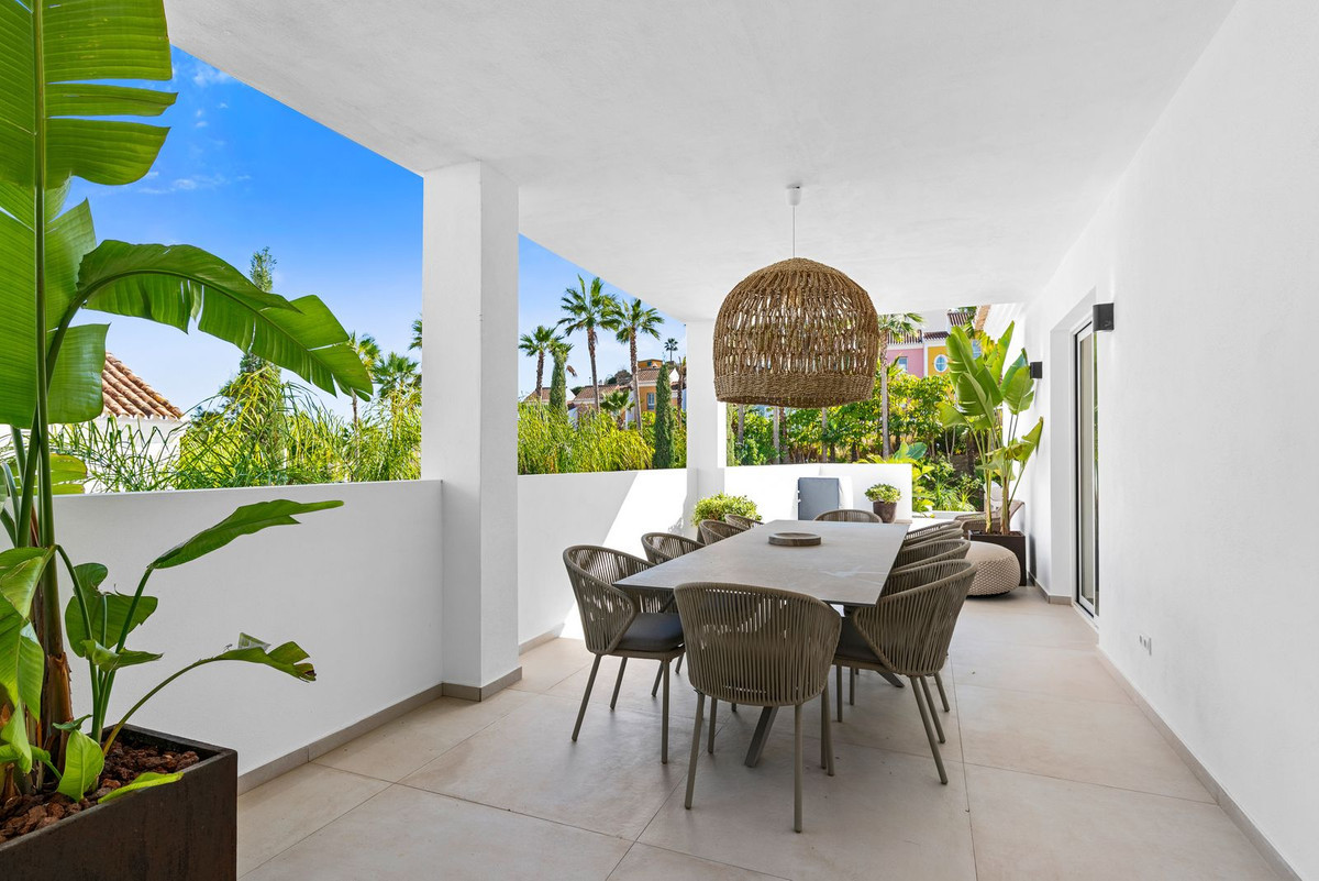 Image 40: detached villa For sale, Casares, €1,499,000 [HFM-CL10193]