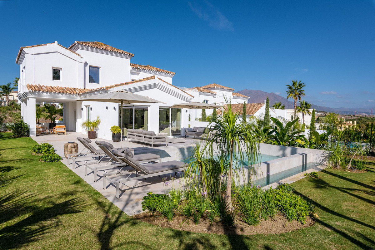 Image 40: detached villa For sale, Casares, €1,499,000 [HFM-CL10193]