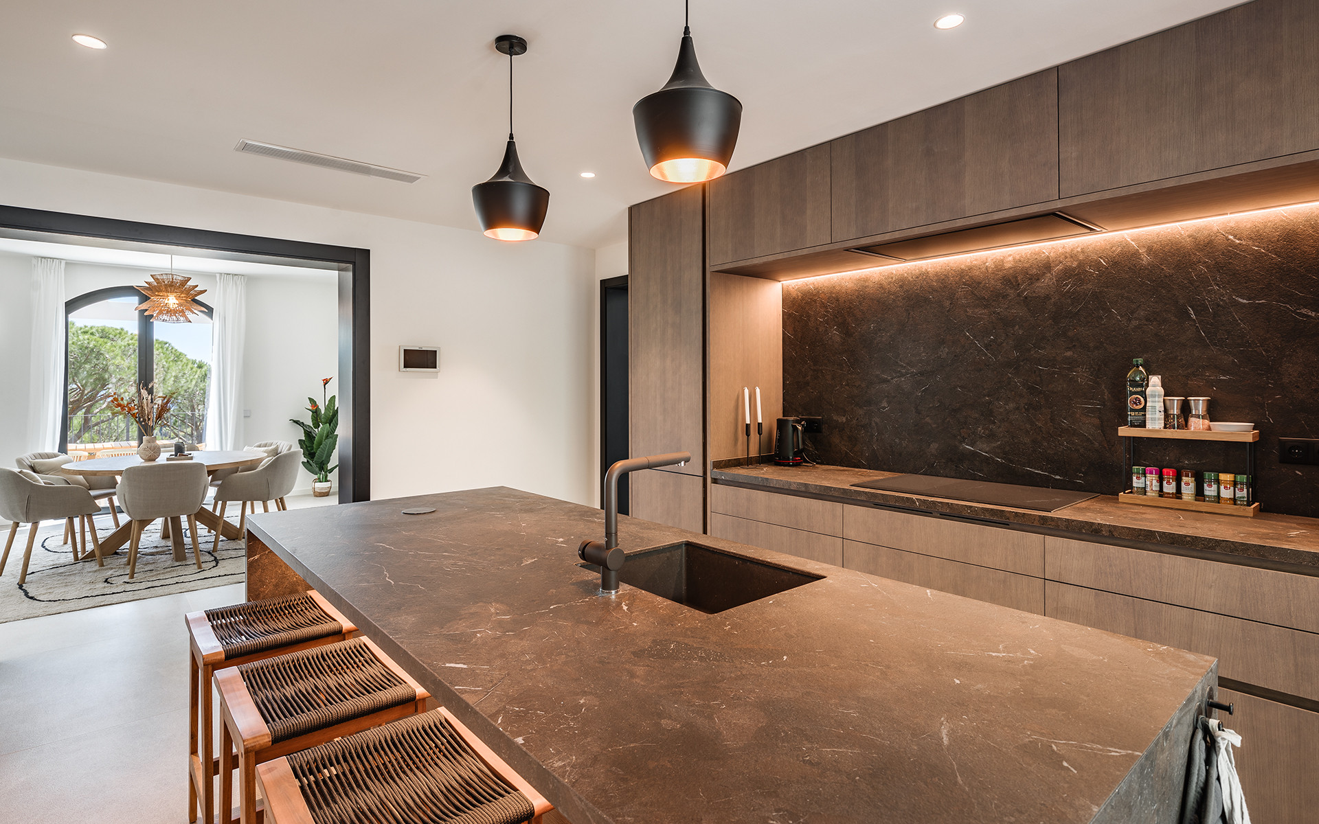 Image 59: detached villa For sale, Benahavís, €3,985,000 [HFM-C40235]