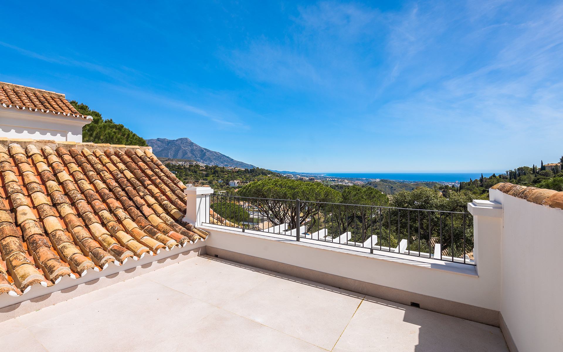 Image 59: detached villa For sale, Benahavís, €3,985,000 [HFM-C40235]