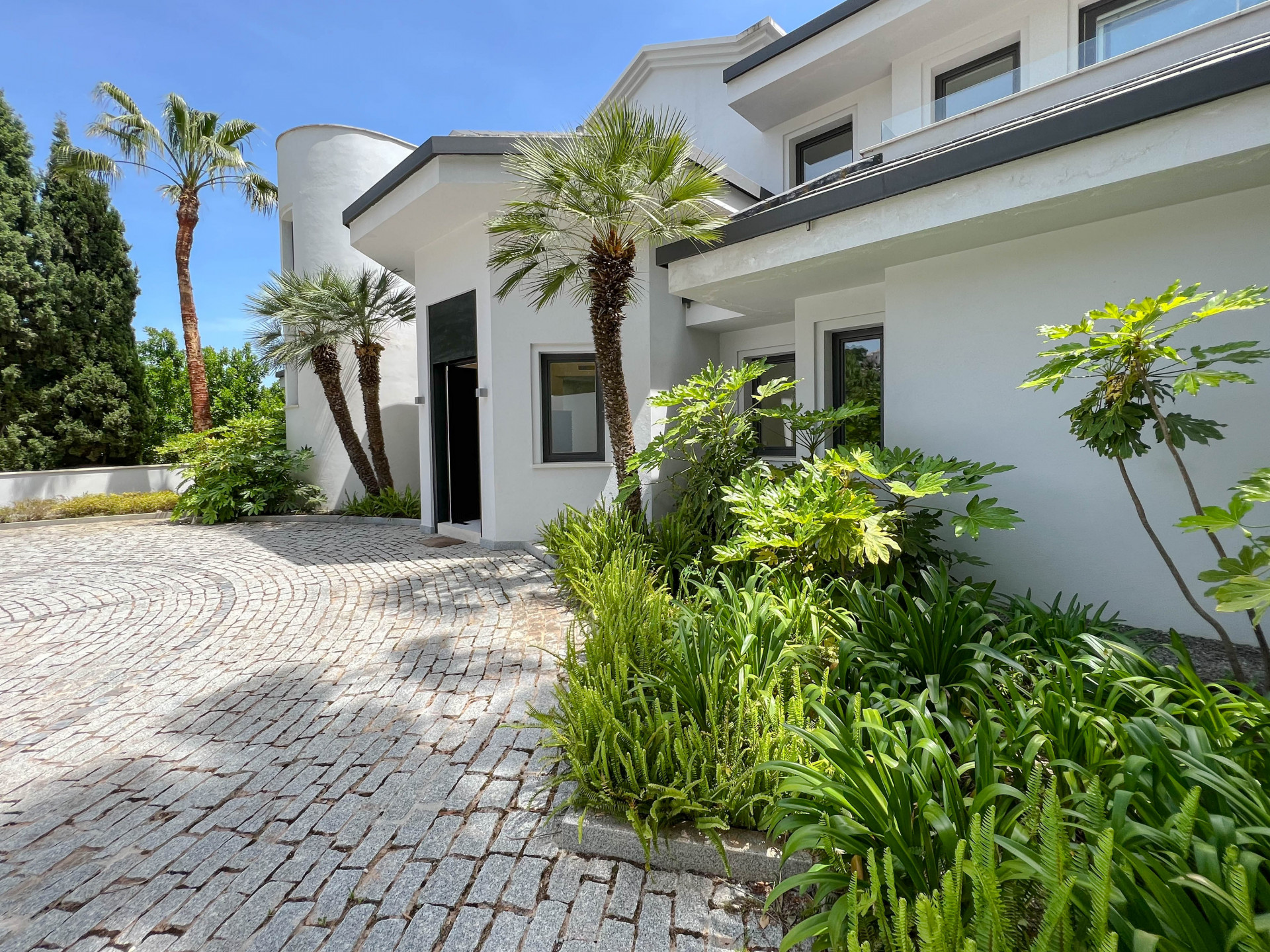 Image 58: detached villa For sale, Benahavís, €9,400,000 [HFM-CL10194]