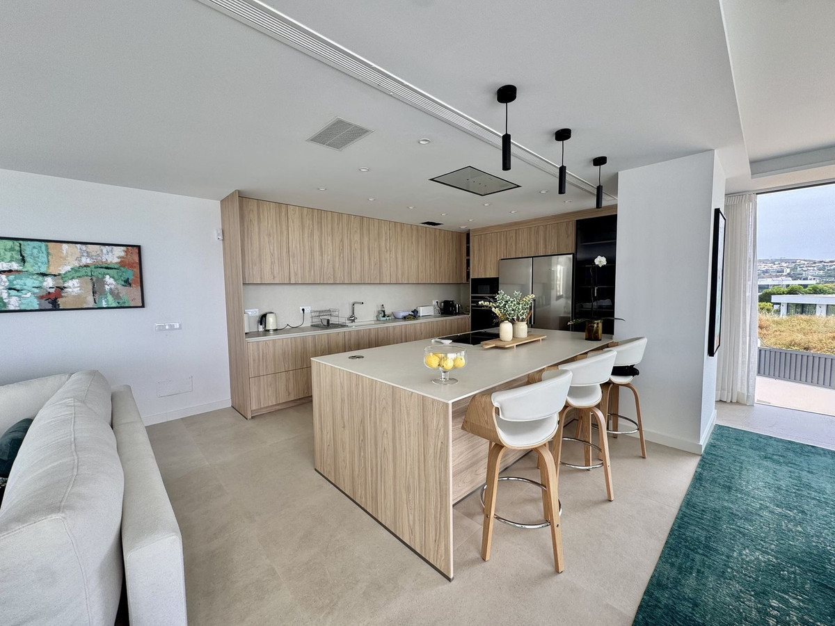 Image 47: detached villa For sale, Estepona, €2,980,000 [HFM-CL10209]