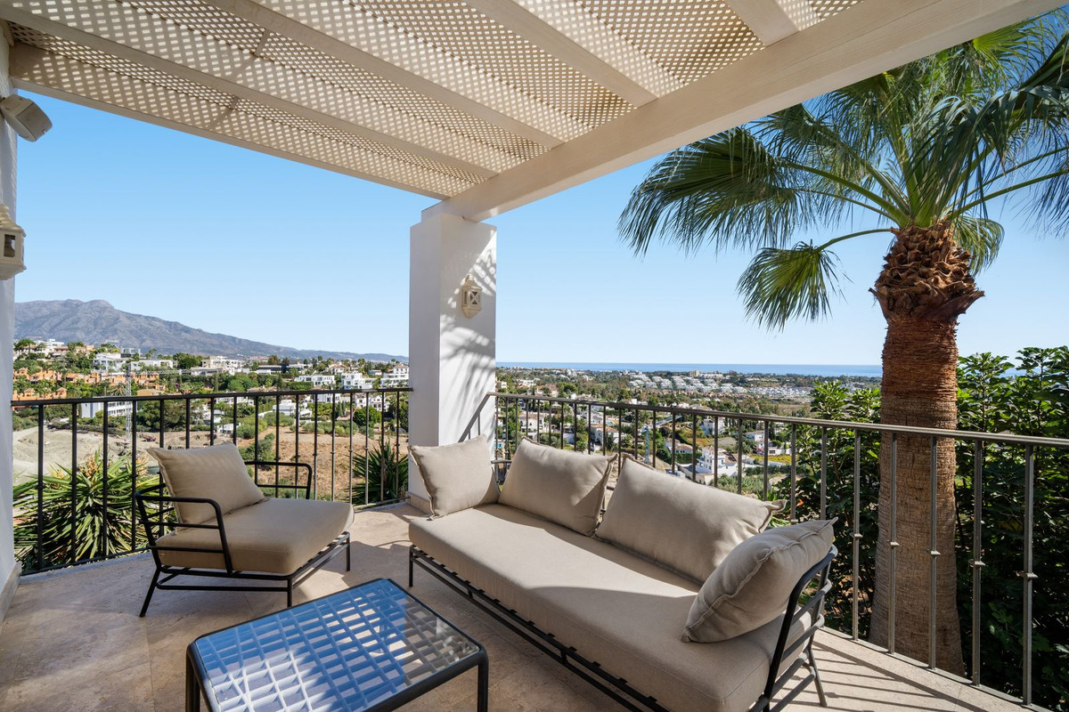 Image 29: detached villa For sale, Estepona, €2,990,000 [HFM-CL10208]