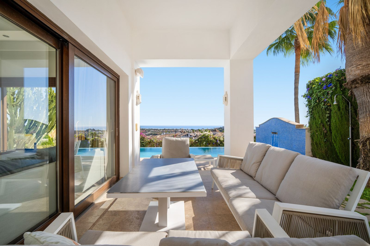 Image 29: detached villa For sale, Estepona, €2,990,000 [HFM-CL10208]