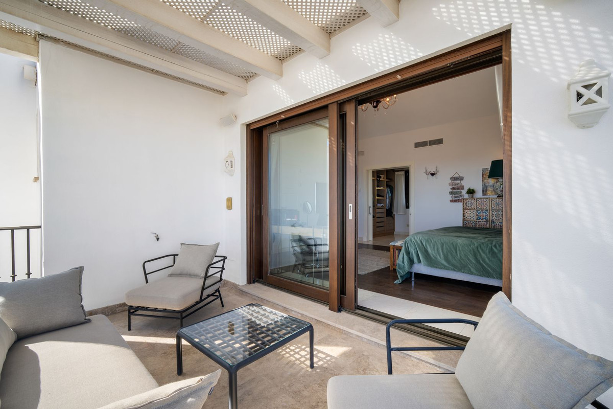 Image 29: detached villa For sale, Estepona, €2,990,000 [HFM-CL10208]