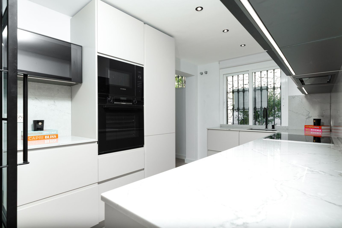 Image {index}: Ground Floor Apartment For sale, Benahavís, €590,000 [HFM-CL10210]