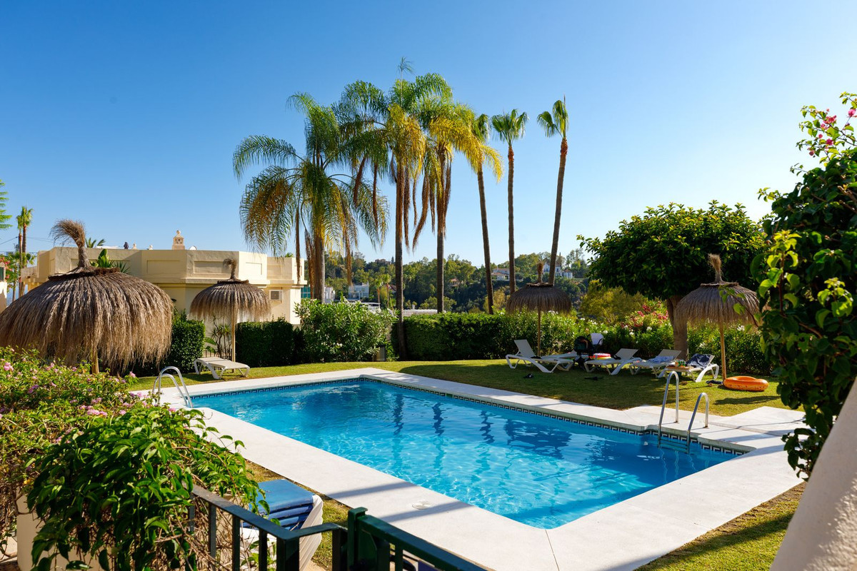 Image {index}: Ground Floor Apartment For sale, Benahavís, €590,000 [HFM-CL10210]