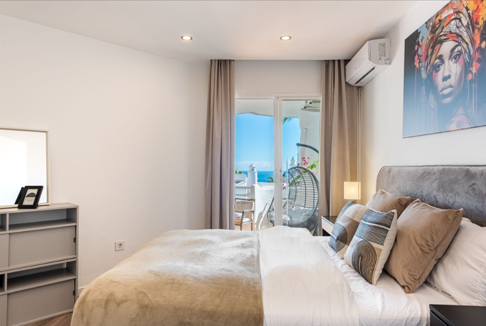 Image {index}: Apartment For sale, Mijas Costa, €325,000 [HFM-CL10212]