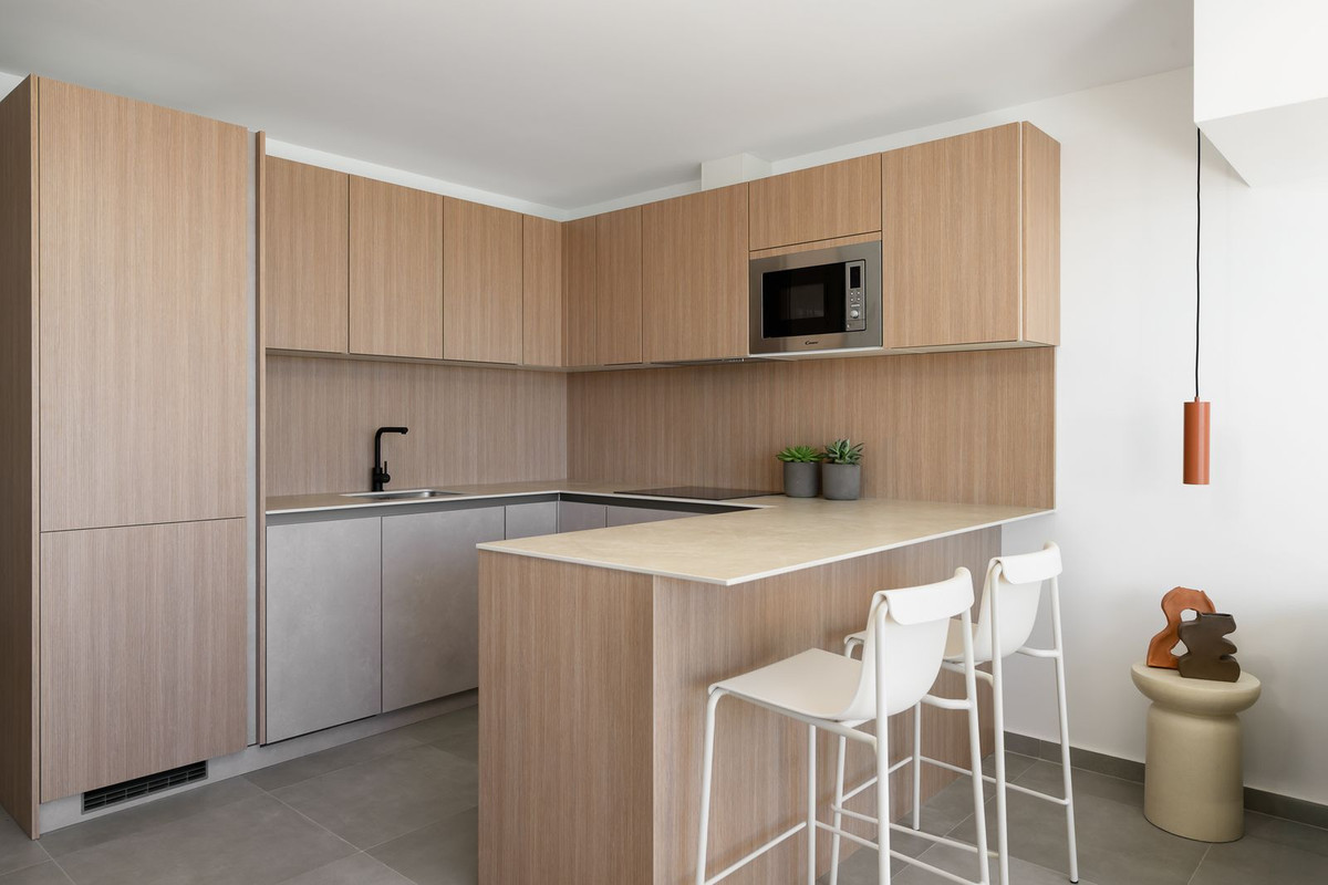 Image {index}: Duplex For sale, Estepona, €749,000 [HFM-CL10211]