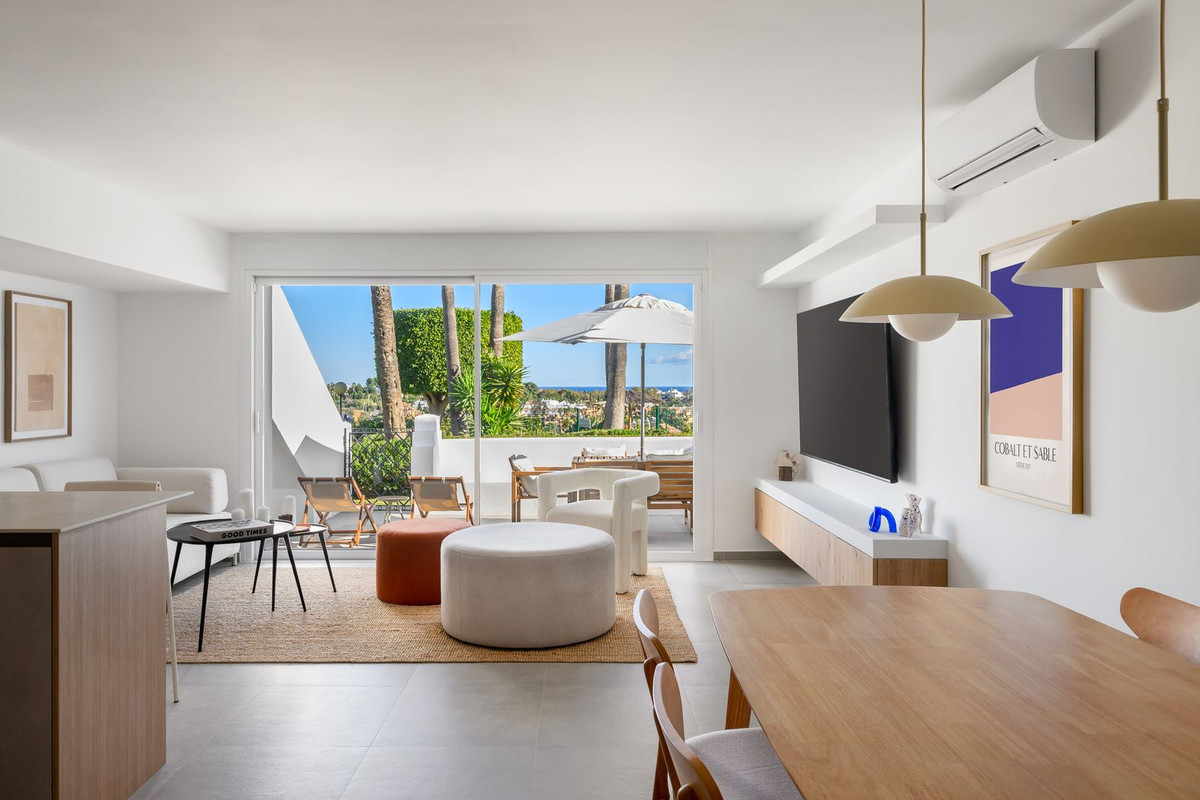 Image {index}: Duplex For sale, Estepona, €749,000 [HFM-CL10211]