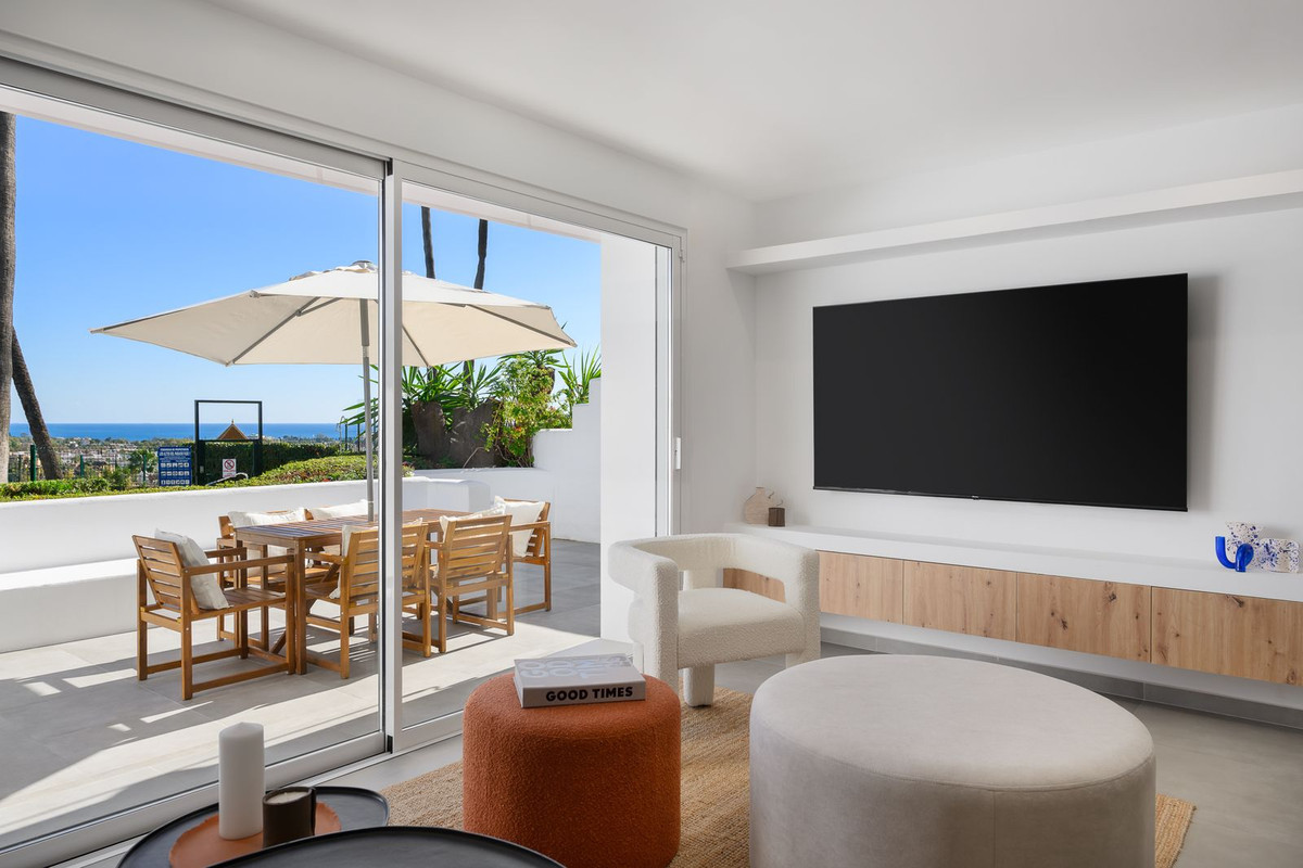 Image {index}: Duplex For sale, Estepona, €749,000 [HFM-CL10211]