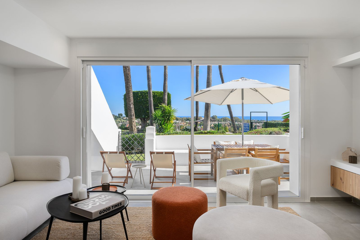 Image {index}: Duplex For sale, Estepona, €749,000 [HFM-CL10211]