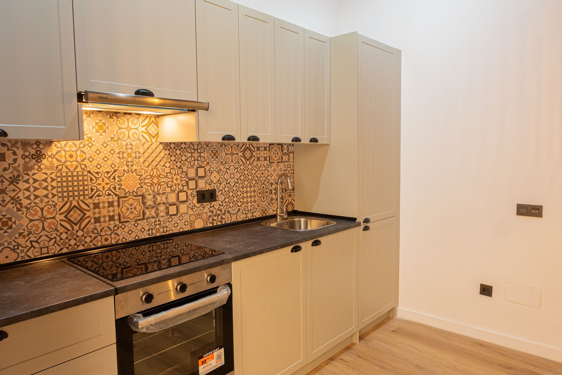 Image {index}: Apartment For sale, Málaga, €259,000 [HFM-CL10216]