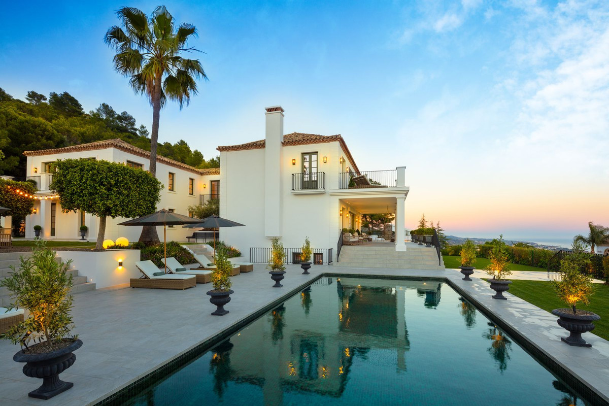 Image 53: detached villa For sale, The Golden Mile, €12,000,000 [HFM-CL10217]