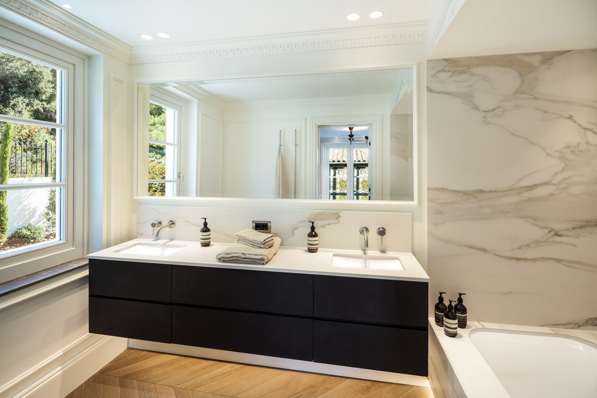 Image 53: detached villa For sale, The Golden Mile, €12,000,000 [HFM-CL10217]