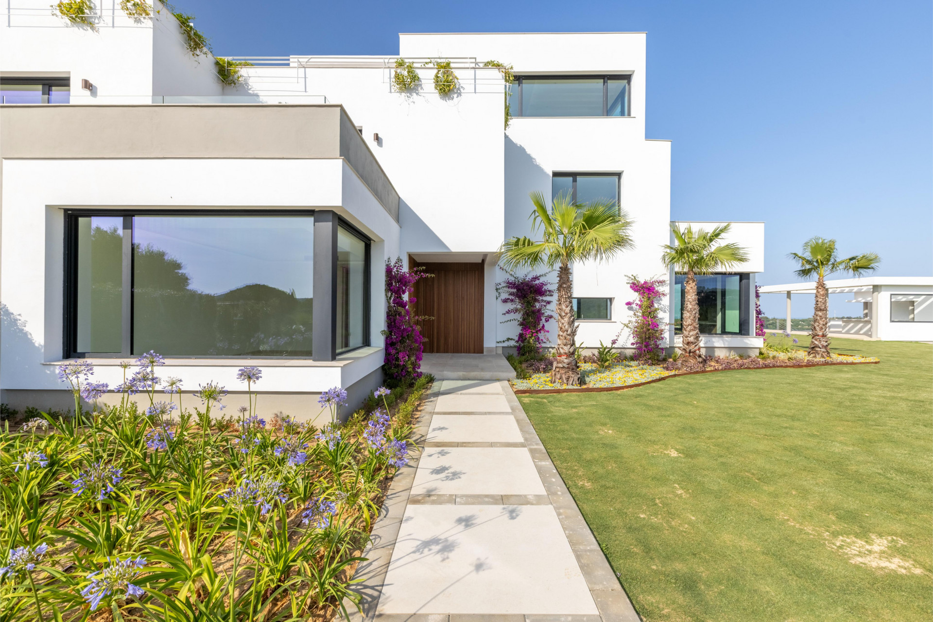 Image 56: detached villa For sale, sotogrande, €6,975,000 [HFM-C40240]